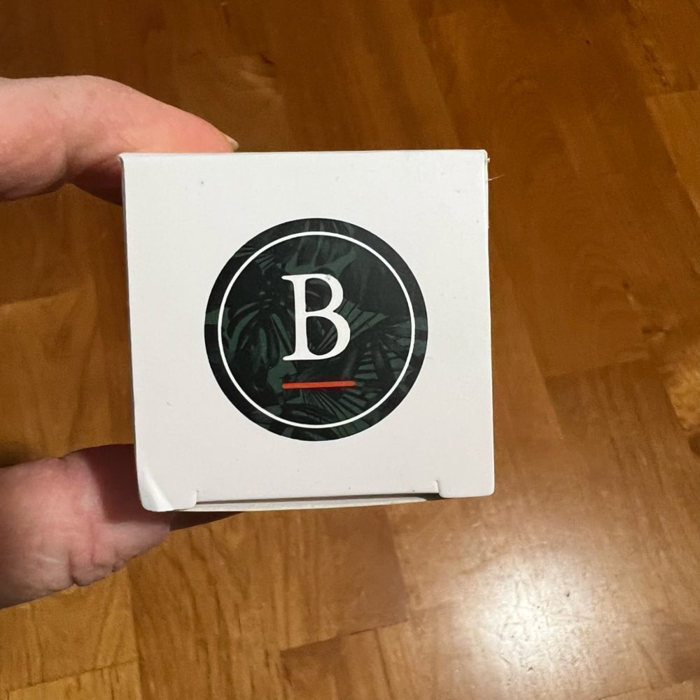 BALI BALM pineapple lip balm NIB
